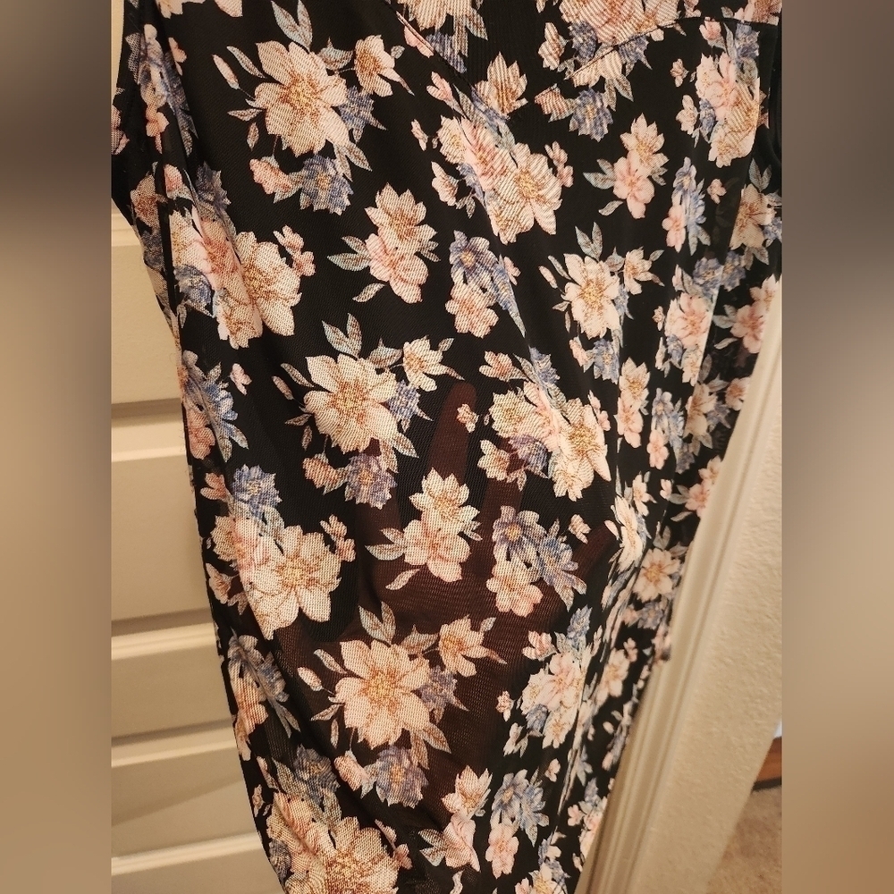 **FOR @kentucky ONLY**  APT 9 Floral Sleeveless Blouse Womens Large - Picture 13 of 15